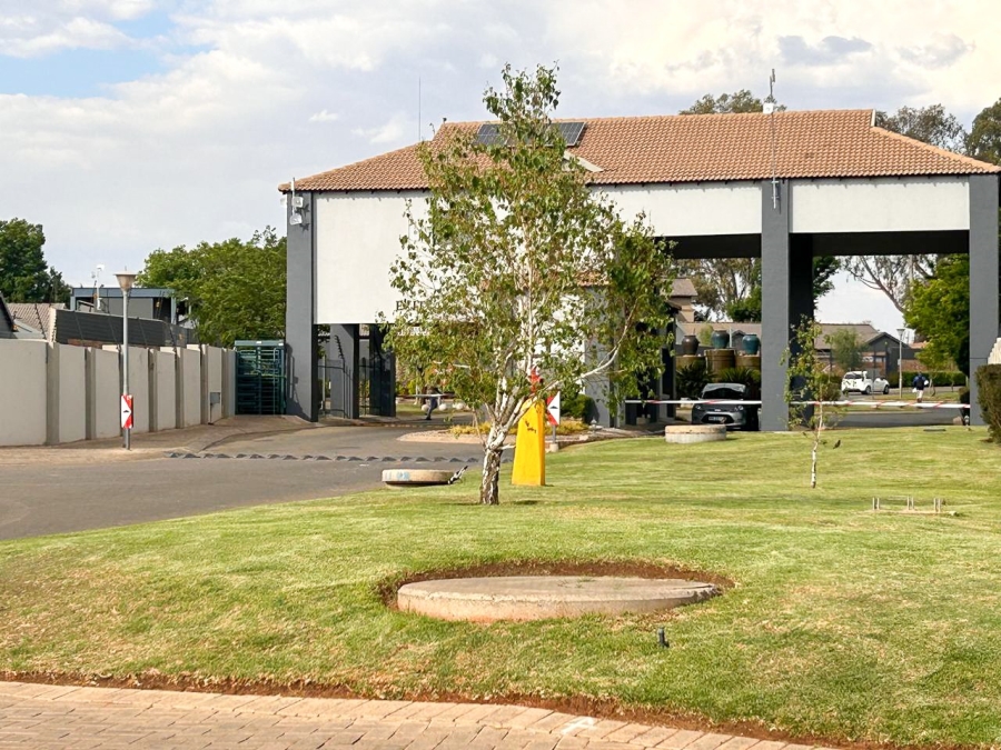 1 Bedroom Property for Sale in Waterberry Estate North West
